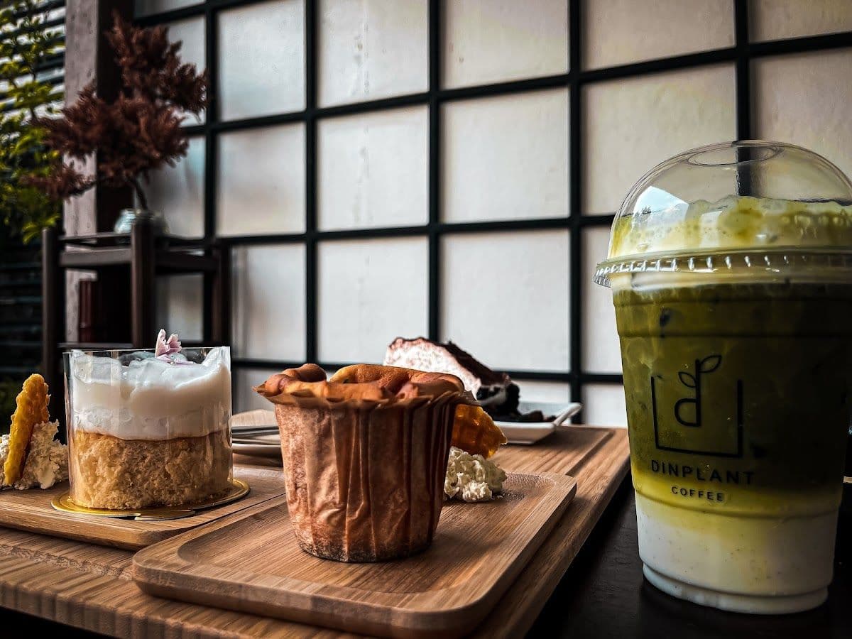 KIM Cafe and Restaurant image 3