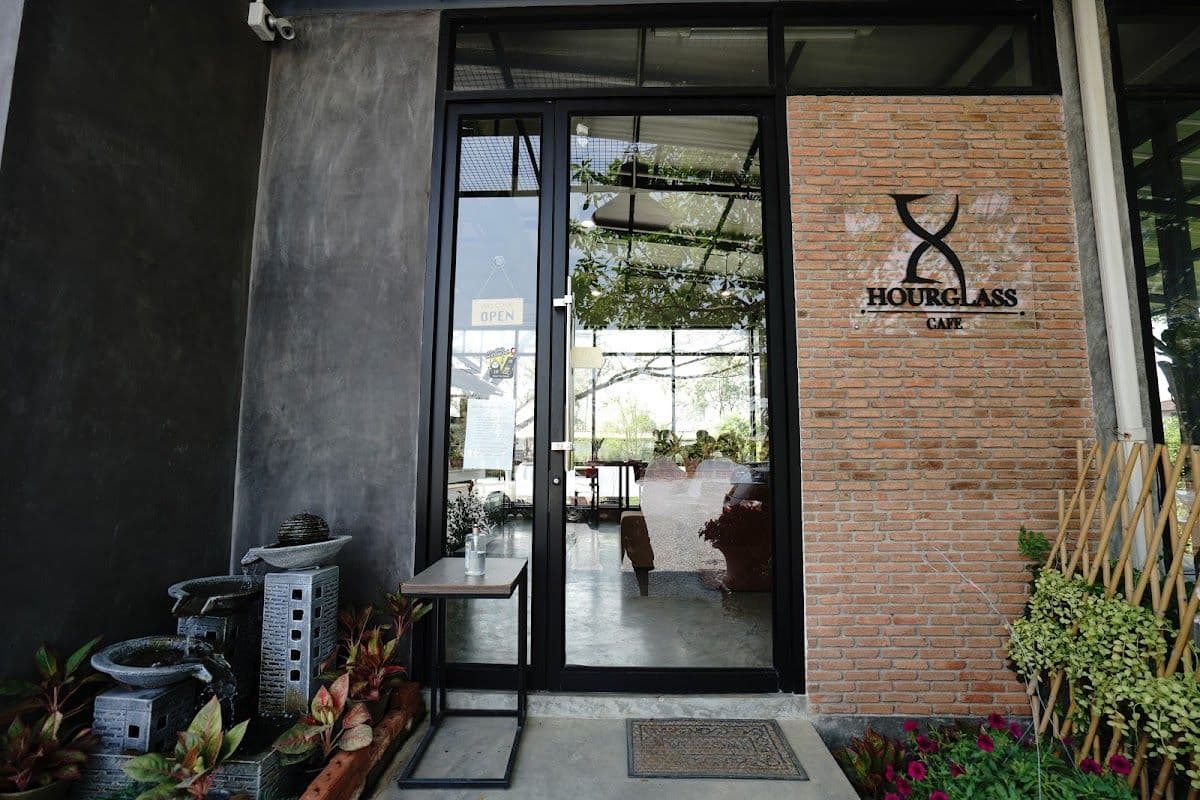 Hourglass Cafe image 2