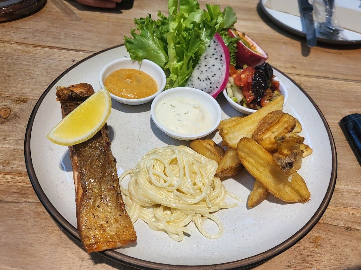 Chill out farm & cafe image 3
