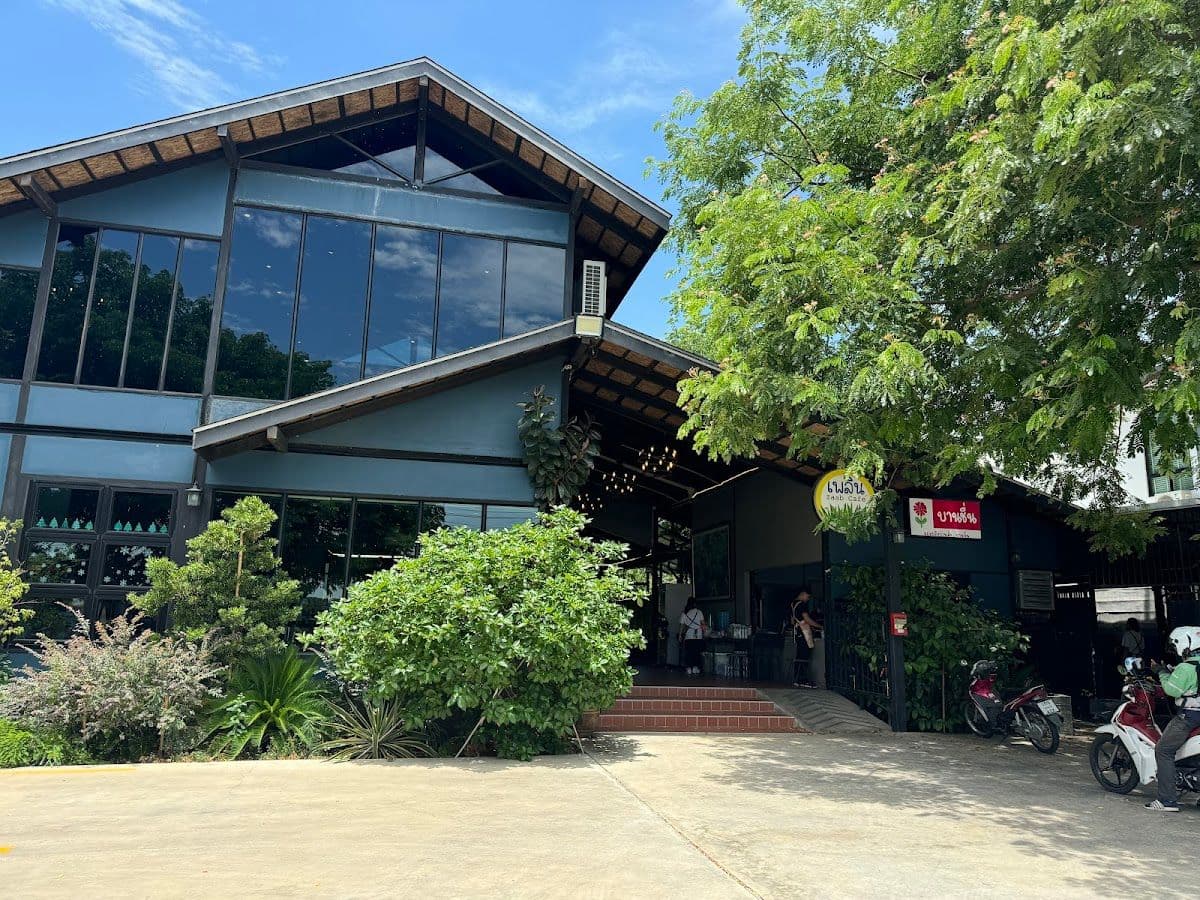 Plern Zaab Cafe