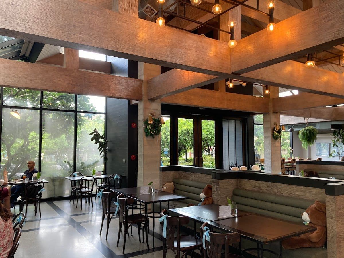 The Hub Cafe and Eatery gallery 5